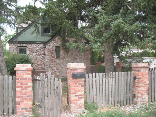 Picture of the front of the home at 2525 E 11th Street, Cheyenne, WY 82001 - Home for Sale